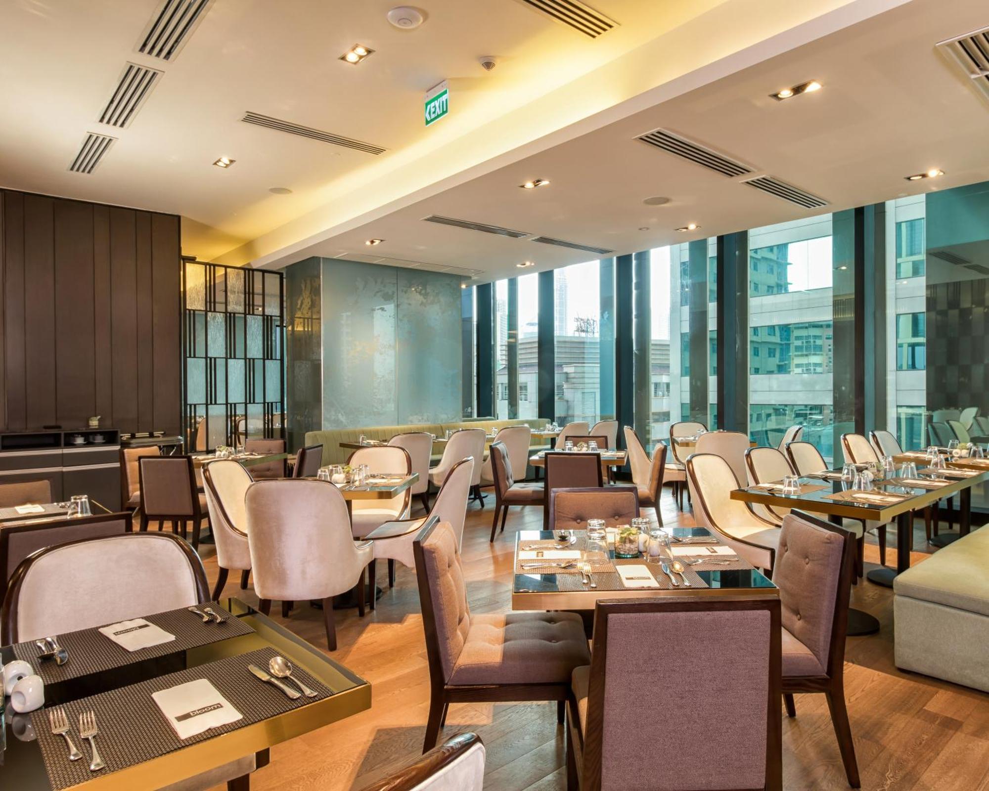Oakwood Makati Avenue Hotell Makati City Eksteriør bilde
